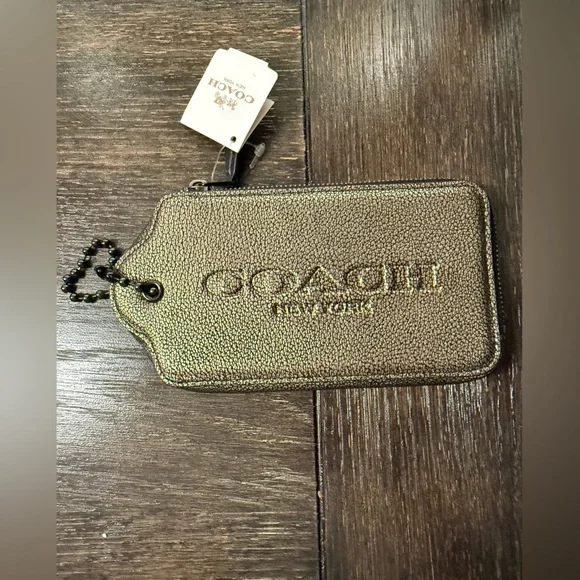 Coach Metallic Gold Hangtag Wallet Bagcharm - Picture 2 of 6